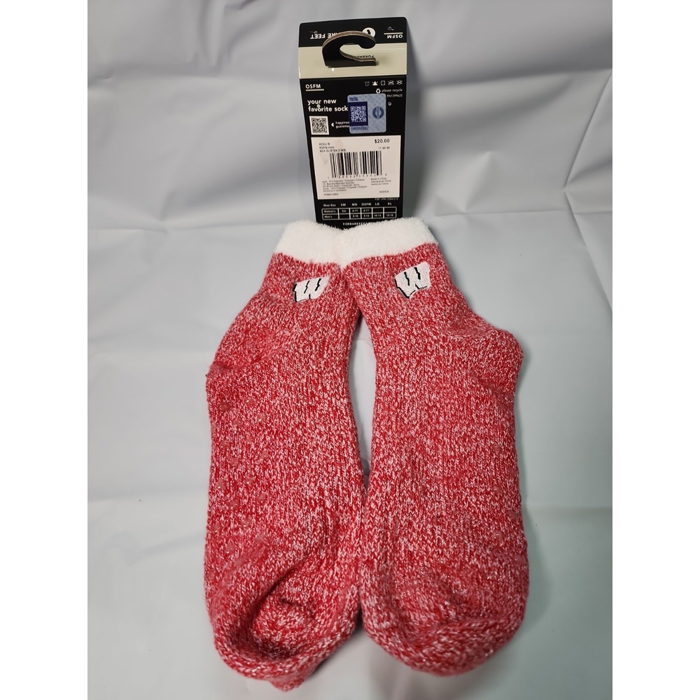 Wisconsin Badgers NCAA FBF For Bare Feet Adult Fuzzy Slipper Socks OSFM RED